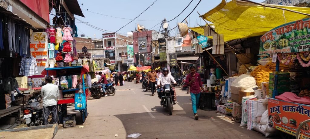 पुरानी सब्जी मंडी से रेहड़ियों को हटाने के निर्देश, प्रशासन मुस्तैद; संजय टॉकीज के पास नई मंडी में शिफ्टिंग शुरू 2 पुरानी सब्जी मंडी से रेहड़ियों को हटाने के निर्देश, प्रशासन मुस्तैद; संजय टॉकीज के पास नई मंडी में शिफ्टिंग शुरू | New India Times