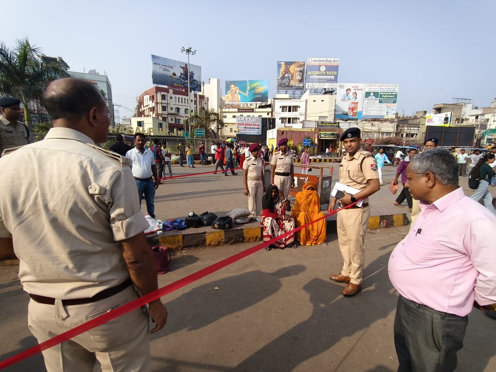 भागलपुर रेलवे स्टेशन पर संयुक्त चेकिंग में 6 किलो गांजा बरामद, दो महिलाएं संदिग्ध | New India Times