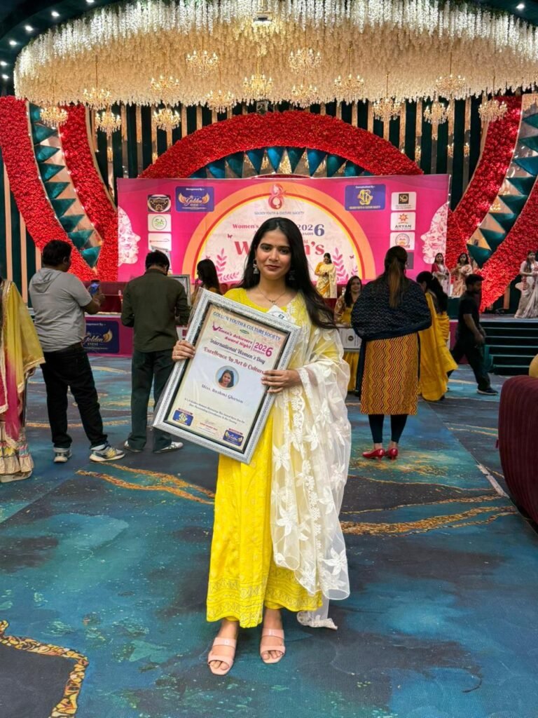 ग्वालियर की कलाकार रश्मि घारोन को इंटरनेशनल वुमेन्स डे पर मिला सम्मान, कला और संगीत में बनाई खास पहचान | New India Times