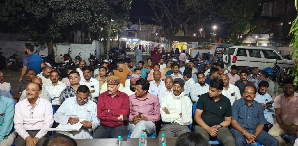 आगामी त्योहारों को लेकर शांति समिति की बैठक, त्योहारों को हर्षोल्लास और आपसी भाईचारे के साथ मनाएं: एसडीएम | New India Times