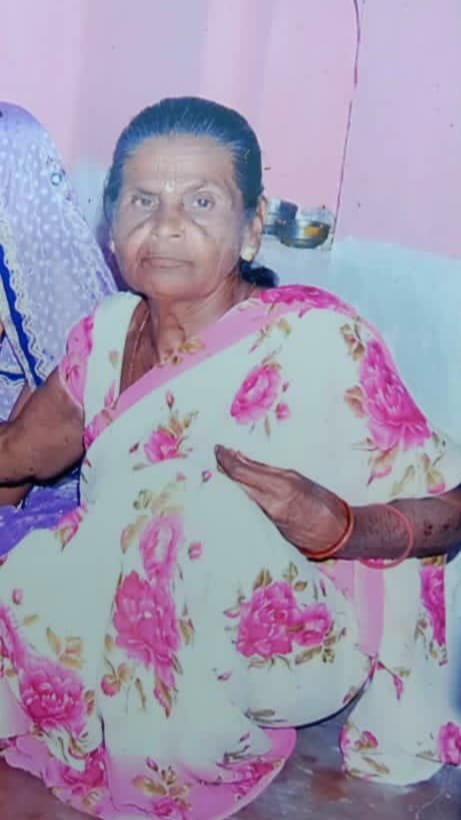 दमोह में कौमी एकता की मिसाल: मुस्लिम भाइयों ने ‘हिंदू बुआ’ को दिया कंधा, पूरे विधि-विधान से किया अंतिम संस्कार 2 दमोह में कौमी एकता की मिसाल: मुस्लिम भाइयों ने ‘हिंदू बुआ’ को दिया कंधा, पूरे विधि-विधान से किया अंतिम संस्कार | New India Times