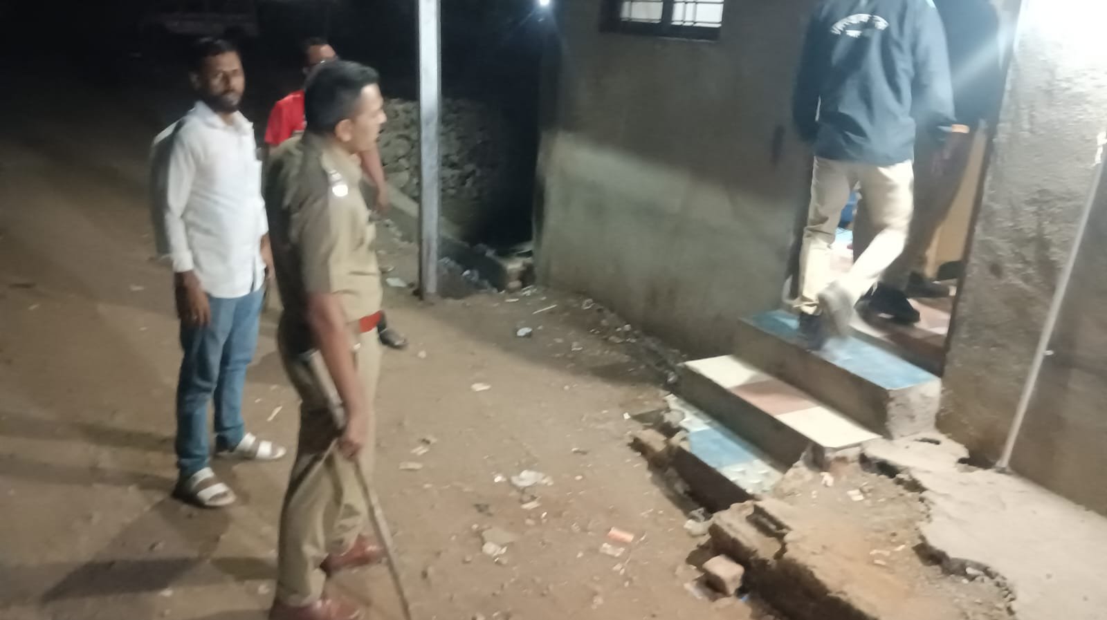 भुसावल में फायरिंग से सनसनी: सत्य साईनगर में अज्ञात हमलावरों की गोलीबारी, पुलिस जांच तेज़ | New India Times