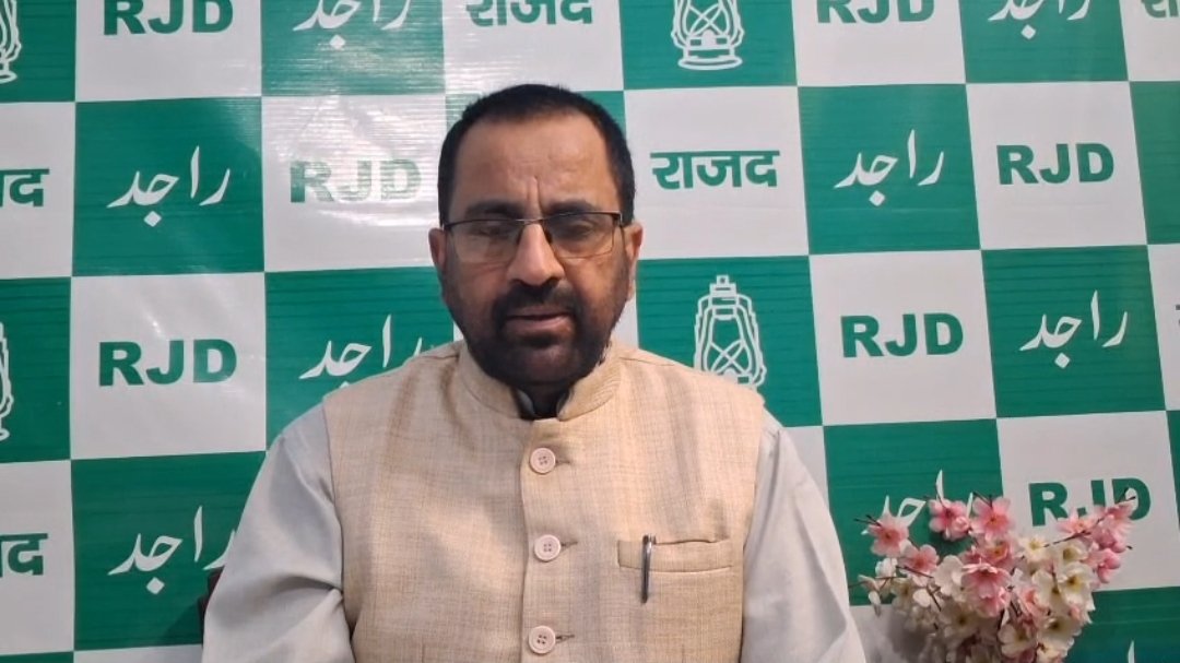 नीतीश के राज्यसभा जाने पर आरजेडी का हमला, बेटे निशांत को स्थापित करने के लिए भाजपा से रणनीति का आरोप | New India Times