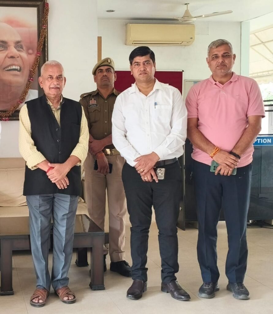 शाहजहांपुर विकास की राह पर तेजी से बढ़ रहा है: राज्य सूचना आयुक्त डॉ. दिलीप अग्निहोत्री | New India Times