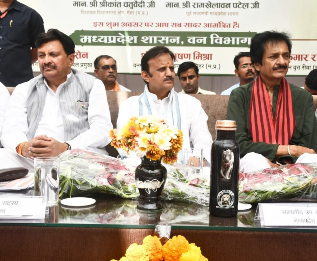 मुकुन्दपुर व्हाइट टाइगर जू में रेप्टाइल हाउस का हुआ लोकार्पण, उपमुख्यमंत्री राजेन्द्र शुक्ला मुख्य अतिथि के रूप में हुए शामिल | New India Times