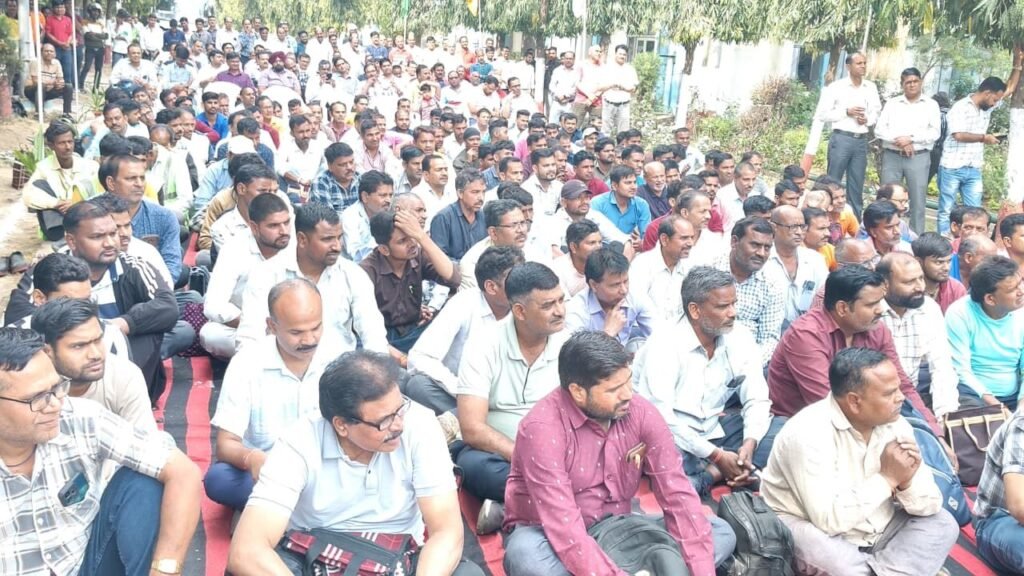 नशा मुक्त भारत अभियान: ब्रह्माकुमारी संस्थान ने सूर्या कंपनी मालनपुर में दिलाई नशामुक्ति की शपथ 3 नशा मुक्त भारत अभियान: ब्रह्माकुमारी संस्थान ने सूर्या कंपनी मालनपुर में दिलाई नशामुक्ति की शपथ | New India Times