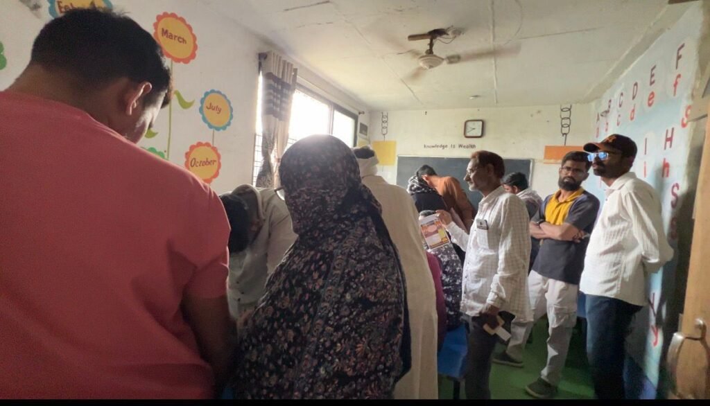 यवतमाल में सराहनीय पहल: एम.बी. खान विद्यालय में SIR कैंप, सैकड़ों नागरिकों को मिली राहत | New India Times