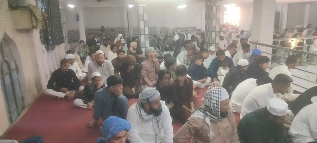 अगर इस मुल्क में सर उठा कर जीना है तो अपने बच्चों को दीन के साथ साथ दुनिया की भी दें तालीम:मौलाना मोहम्मद मुदस्सिर सल्फ़ी 4 अगर इस मुल्क में सर उठा कर जीना है तो अपने बच्चों को दीन के साथ साथ दुनिया की भी दें तालीम:मौलाना मोहम्मद मुदस्सिर सल्फ़ी | New India Times