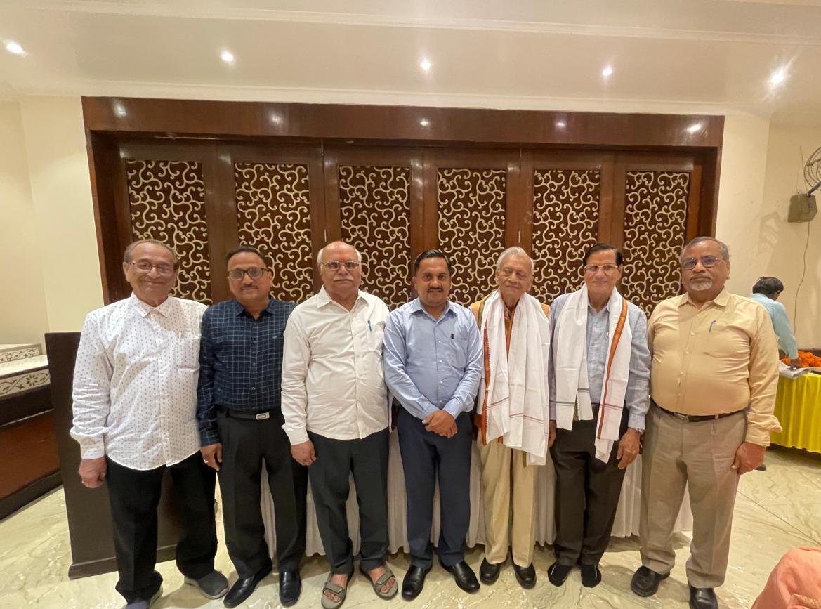 भारत विकास परिषद प्रयाग शाखा के नए पदाधिकारी निर्वाचित, प्रो. राजेश गर्ग बने अध्यक्ष 1 भारत विकास परिषद प्रयाग शाखा के नए पदाधिकारी निर्वाचित, प्रो. राजेश गर्ग बने अध्यक्ष | New India Times