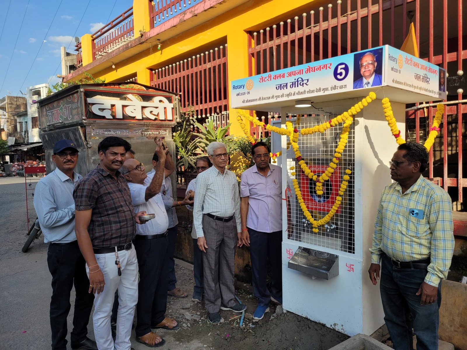 मेघनगर में रोटरी क्लब ‘अपना’ द्वारा जल मंदिर का शुभारंभ, राहगीरों को मिलेगा शुद्ध व शीतल जल | New India Times