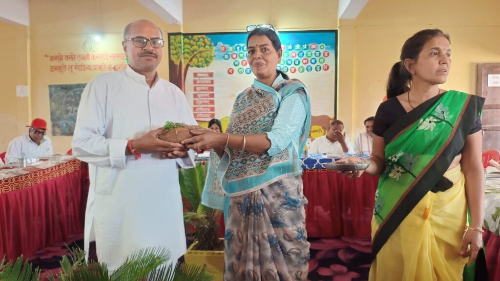 सरस्वती शिशु मंदिर, मेघनगर में विद्या भारती मालवा की प्रधानाचार्य बैठक संपन्न 2 सरस्वती शिशु मंदिर, मेघनगर में विद्या भारती मालवा की प्रधानाचार्य बैठक संपन्न | New India Times