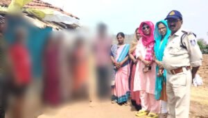 प्रेम प्रसंग में घर से भागी युवती, युवक की उम्र 21 वर्ष से कम होने पर प्रशासन ने रुकवाया विवाह