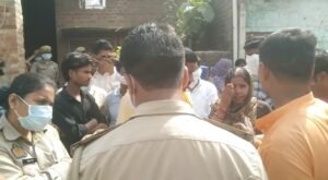 संदिग्ध हालात में अधेड़ महिला का शव बरामद, इलाके में फैली सनसनी