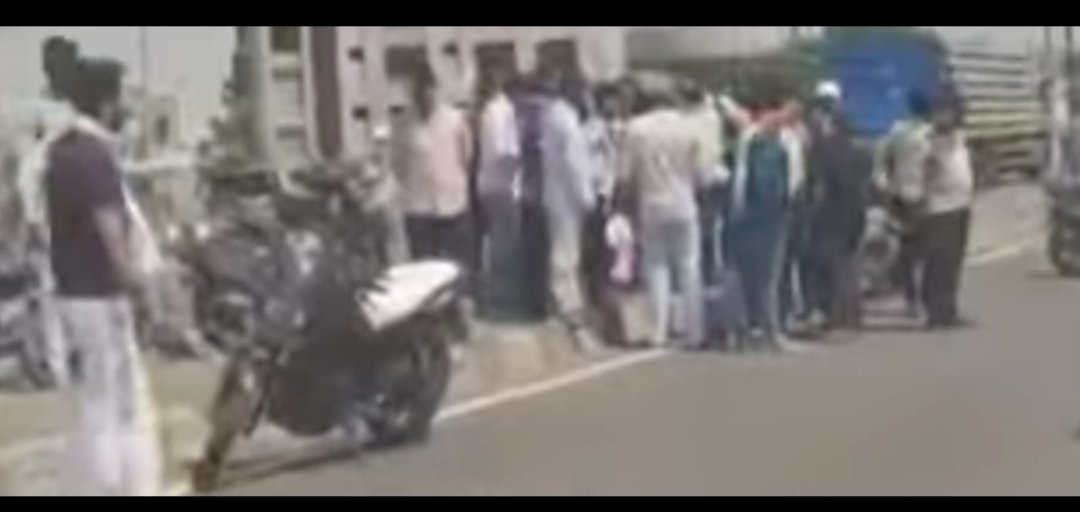 भुसावल-जलगांव रोड पर बड़ा हादसा, तेज़ रफ्तार कार की टक्कर से बाइक सवार गंभीर घायल | New India Times