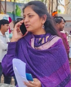 भीषण गर्मी में भी फील्ड पर सक्रिय मुख्य अधिकारी, घर-घर पहुंचकर लिया स्व-गणना का जायजा