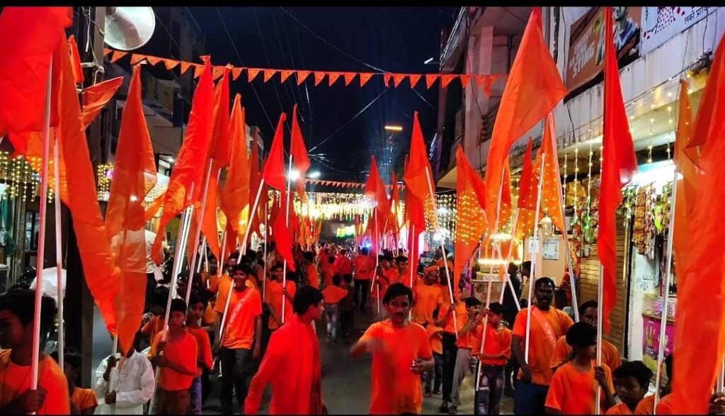 हनुमान जयंती पर देवरी में बजरंग अखाड़ा का भव्य आयोजन, हजारों लोगों ने निकाली विशाल शोभा यात्रा | New India Times