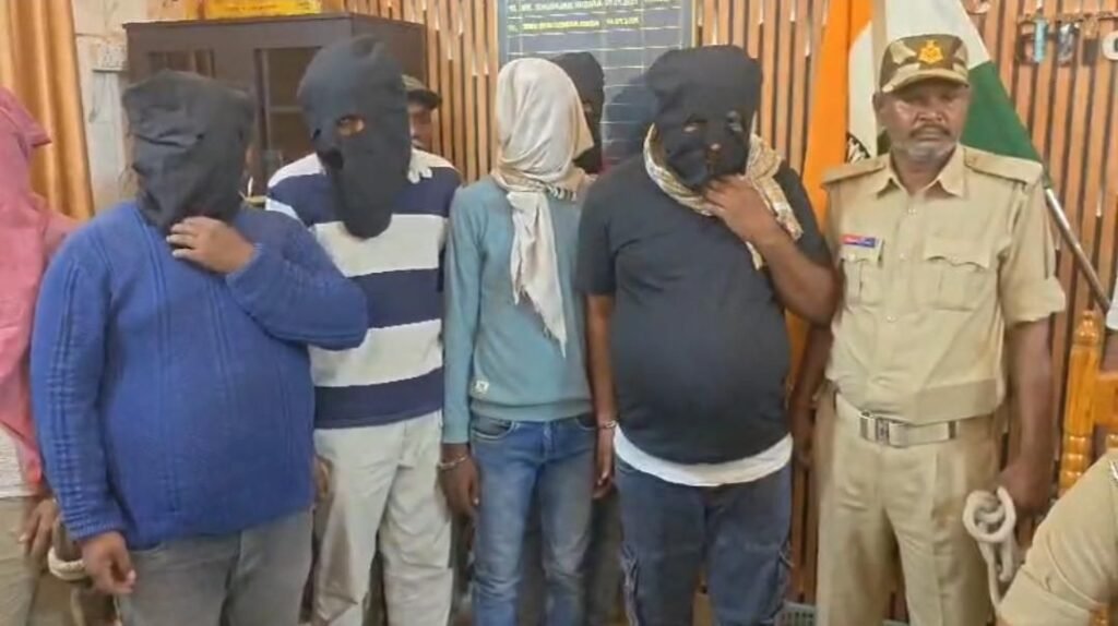 भागलपुर में अवैध खनन गिरोह का भंडाफोड़, 7 आरोपी गिरफ्तार | New India Times