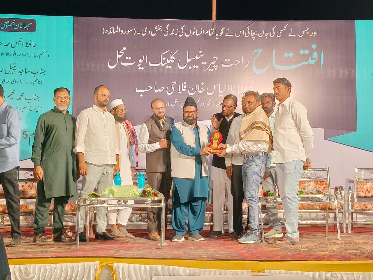 सामाजिक कार्यों के लिए 'राहत चैरिटेबल ट्रस्ट' ने वरिष्ठ पत्रकार सैयद मतीन को किया सम्मानित | New India Times