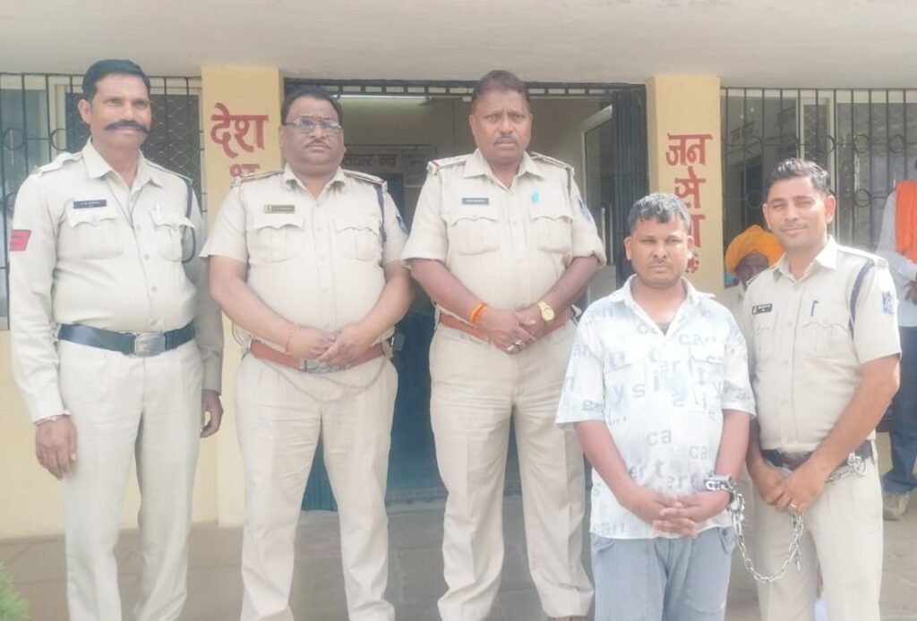 धार पुलिस की बड़ी सफलता, 4 साल से फरार शराब तस्कर गिरफ्तार | New India Times