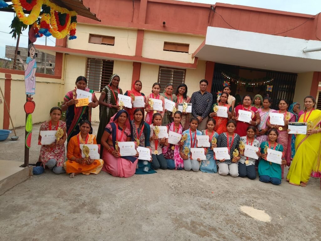 नारी शक्ति वंदन एवं पोषण पखवाड़ा: बालिकाओं और महिलाओं का हुआ सम्मान, विविध गतिविधियाँ आयोजित | New India Times