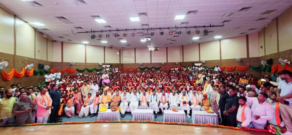 अंबेडकर नगर में केंद्रीय राज्य मंत्री पंकज चौधरी का भव्य स्वागत, कार्यकर्ताओं में दिखा उत्साह | New India Times