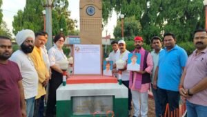 शहीद-ए-आजम भगत सिंह को भारत रत्न देने की मांग, सोनभद्र में हस्ताक्षर अभियान शुरू