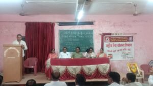 वरणगांव के ऑर्डिनेंस फैक्ट्री हाईस्कूल में भव्य सेवानिवृत्ति समारोह, 35 वर्षों की सेवा पर लवंडे व पाटील सर सम्मानित