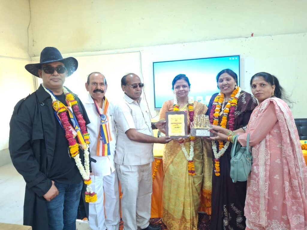 बुद्ध पूर्णिमा पर राष्ट्रीय सेमिनार एवं सम्मान समारोह आयोजित, नई शिक्षा नीति 2020 पर विशेषज्ञों ने रखे विचार, शिक्षा और सामाजिक समरसता पर दिया जोर | New India Times