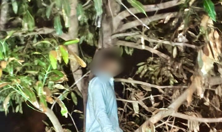 ससुराल से लौट रहे महेश ने रास्ते में लगाई फांसी,पुलिस आत्महत्या का कारण पता लगाने में जुटी | New India Times