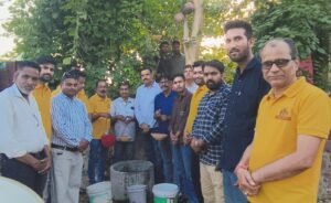 हल्ला बोल मंच का पर्यावरण अभियान शुरू, 100 टंकियां-परिंडे व 1100 पौधे लगाने का संकल्प