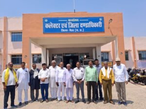 रीवा में शामिल करने की मांग तेज: मिशन रीवा संघर्ष समिति ने सौंपा ज्ञापन