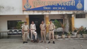 गंधवानी पुलिस ने लूटकांड का किया खुलासा, आरोपी गिरफ्तार, लूटा गया मोबाइल बरामद