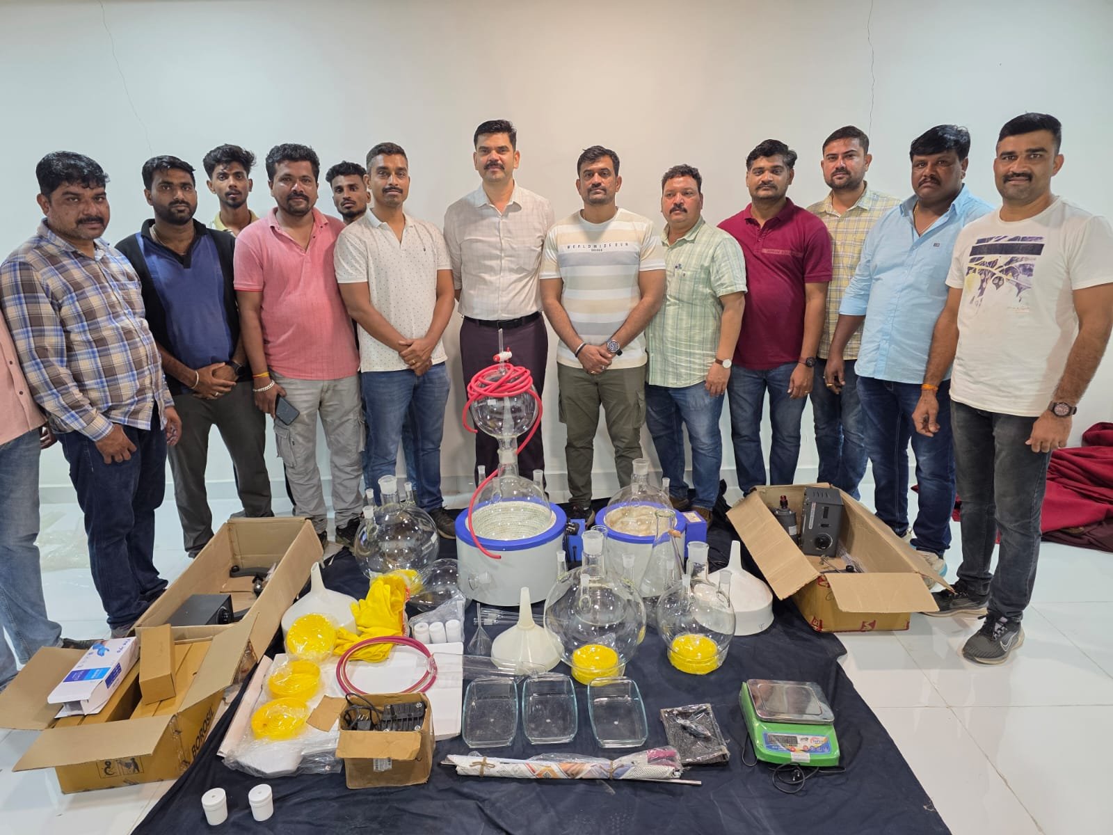 एमडी ड्रग्स रैकेट का भंडाफोड़: मुंबई में करोड़ों का माल जब्त, 13 आरोपी गिरफ्तार | New India Times