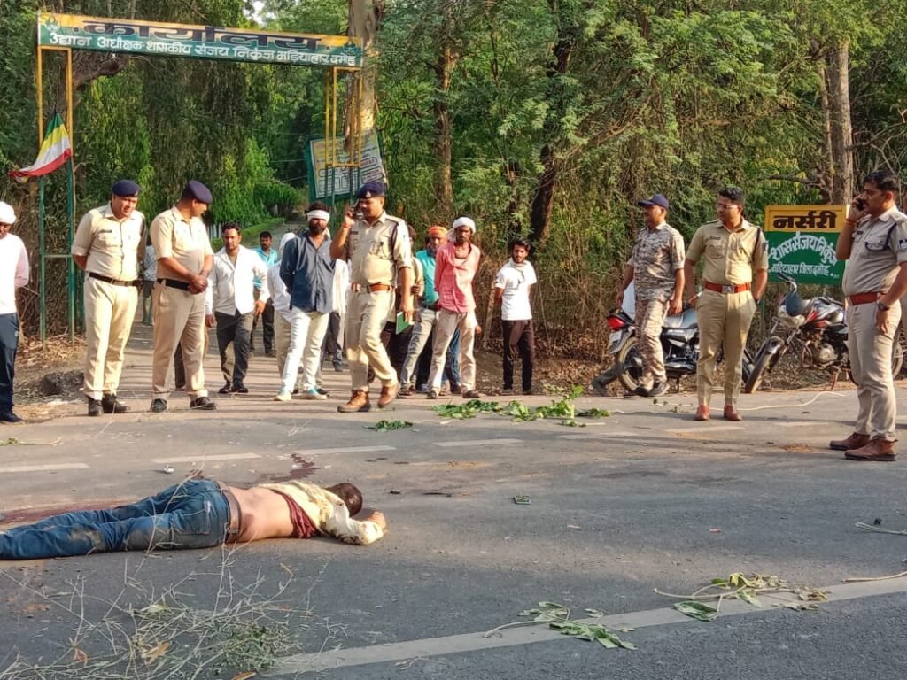 पूर्व भाजपा मंडल अध्यक्ष देवेंद्र ठाकुर की स्कॉर्पियो से कुचलकर हत्या, 24 घंटे में दो आरोपी गिरफ्तार | New India Times