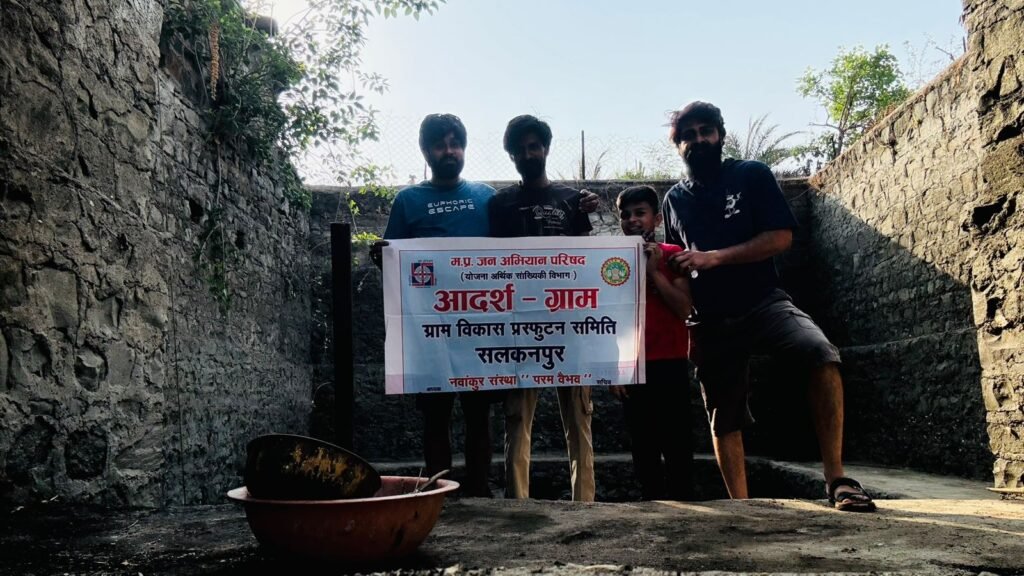 जल गंगा संवर्धन अभियान के तहत प्राचीन बावड़ी की हुई सफाई 2 जल गंगा संवर्धन अभियान के तहत प्राचीन बावड़ी की हुई सफाई | New India Times