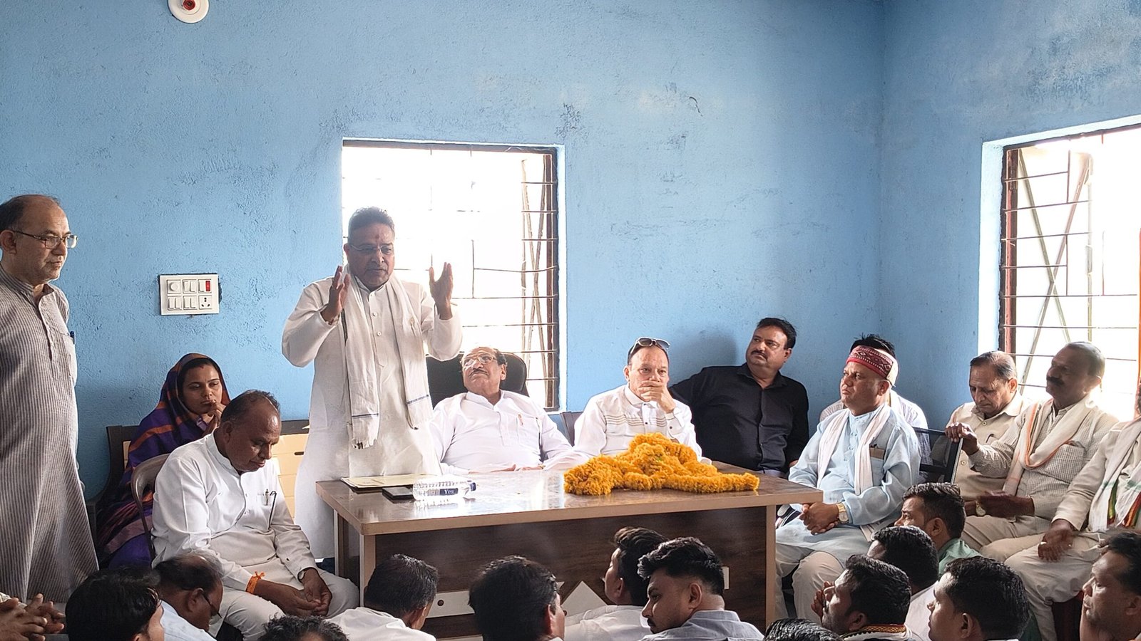 मेघनगर में कांग्रेस की अहम बैठक सम्पन्न, पंचायत व नगर परिषद चुनाव को लेकर कार्यकर्ताओं को किया गया तैयार 1 मेघनगर में कांग्रेस की अहम बैठक सम्पन्न, पंचायत व नगर परिषद चुनाव को लेकर कार्यकर्ताओं को किया गया तैयार | New India Times