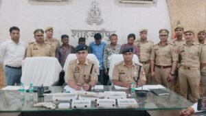 डकैती की योजना बनाते हुए 5 शातिर चोर गिरफ्तार, सोना-चांदी, स्मैक व तमंचा बरामद