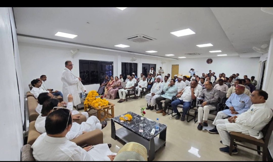 कांग्रेस कार्यकर्ताओं को अजय सिंह राहुल भैया का संदेश, “जिसे भी टिकट मिले, सबको मिलकर जिताना होगा” 1 कांग्रेस कार्यकर्ताओं को अजय सिंह राहुल भैया का संदेश, “जिसे भी टिकट मिले, सबको मिलकर जिताना होगा” | New India Times