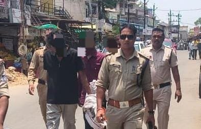 अंबाड़ा क्षेत्र में मारपीट करने वाले आरोपियों पर पुलिस की बड़ी कार्रवाई, मुख्य आरोपी पर जिला बदर की तैयारी | New India Times