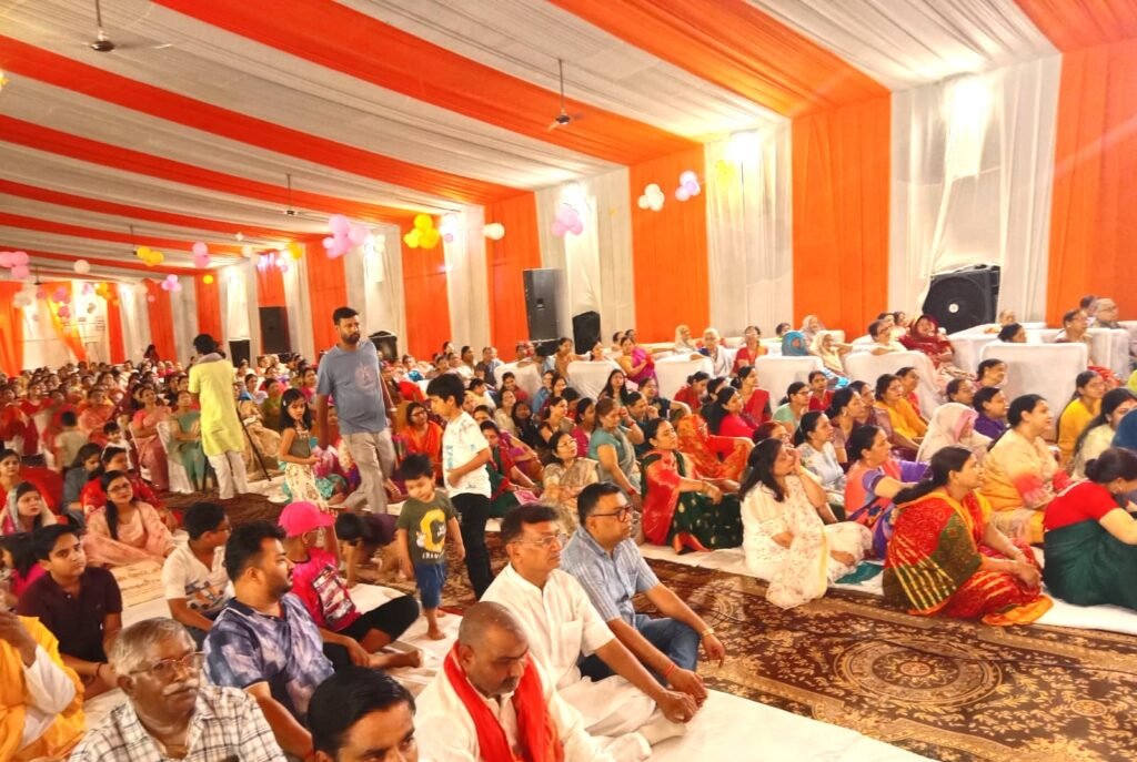 अंतर्राष्ट्रीय भागवत आचार्य डॉ. मनोज मोहन शास्त्री का भव्य सम्मान 3 अंतर्राष्ट्रीय भागवत आचार्य डॉ. मनोज मोहन शास्त्री का भव्य सम्मान | New India Times
