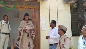 संगम-1 बांध निर्माण से प्रभावित आदिवासी किसानों ने एसडीएम को सौंपा ज्ञापन, मांगें पूरी नहीं होने पर आंदोलन की चेतावनी 2 संगम-1 बांध निर्माण से प्रभावित आदिवासी किसानों ने एसडीएम को सौंपा ज्ञापन, मांगें पूरी नहीं होने पर आंदोलन की चेतावनी | New India Times