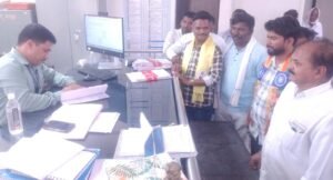 पुलिस के छापे में पकड़े गए मवेशी : थ्रिल पैदा करने में गोदी पत्रकार फेल