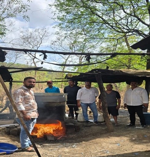 अवैध शराब बनाने वाली फैक्ट्री पर पुलिस का छापा, महिला आरोपी के खिलाफ मामला दर्ज, जंगल में चल रहा था अवैध धंधा | New India Times