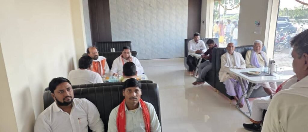 चुनार में ‘इवर वाइट रेस्टोरेंट’ का भव्य शुभारंभ, विधायक ने किया उद्घाटन | New India Times