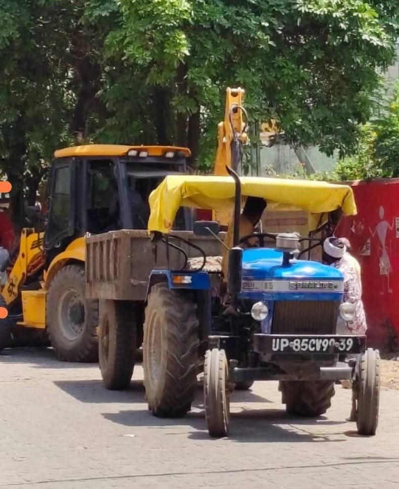 विनोद दीक्षित की शिकायत के बाद मथुरा महानगर के नालों को ढकने का काम हुआ शुरू | New India Times