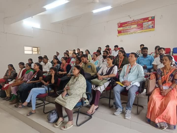 छिंदवाड़ा को स्वच्छ और सुंदर बनाने का युवाओं ने लिया संकल्प, स्वच्छ भारत अभियान कार्यशाला में विद्यार्थियों ने ली शपथ, जन भागीदारी पर दिया ज़ोर 2 छिंदवाड़ा को स्वच्छ और सुंदर बनाने का युवाओं ने लिया संकल्प, स्वच्छ भारत अभियान कार्यशाला में विद्यार्थियों ने ली शपथ, जन भागीदारी पर दिया ज़ोर | New India Times