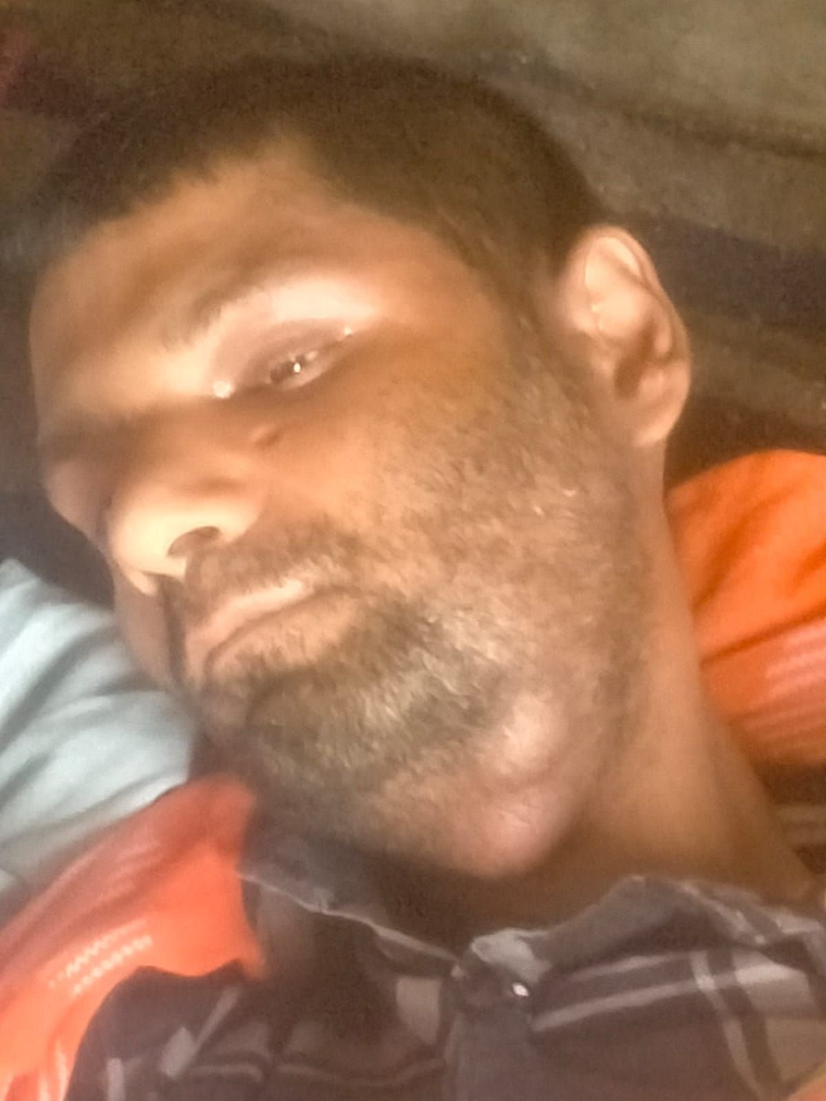 आयुष्मान कार्ड के इंतज़ार में अटका कैंसर मरीज का इलाज, रायसेन में 3 महीने से दफ्तरों के चक्कर काट रहा परिवार, गंभीर हालत में जिंदगी से जूझ रहा मरीज 1 आयुष्मान कार्ड के इंतज़ार में अटका कैंसर मरीज का इलाज, रायसेन में 3 महीने से दफ्तरों के चक्कर काट रहा परिवार, गंभीर हालत में जिंदगी से जूझ रहा मरीज | New India Times