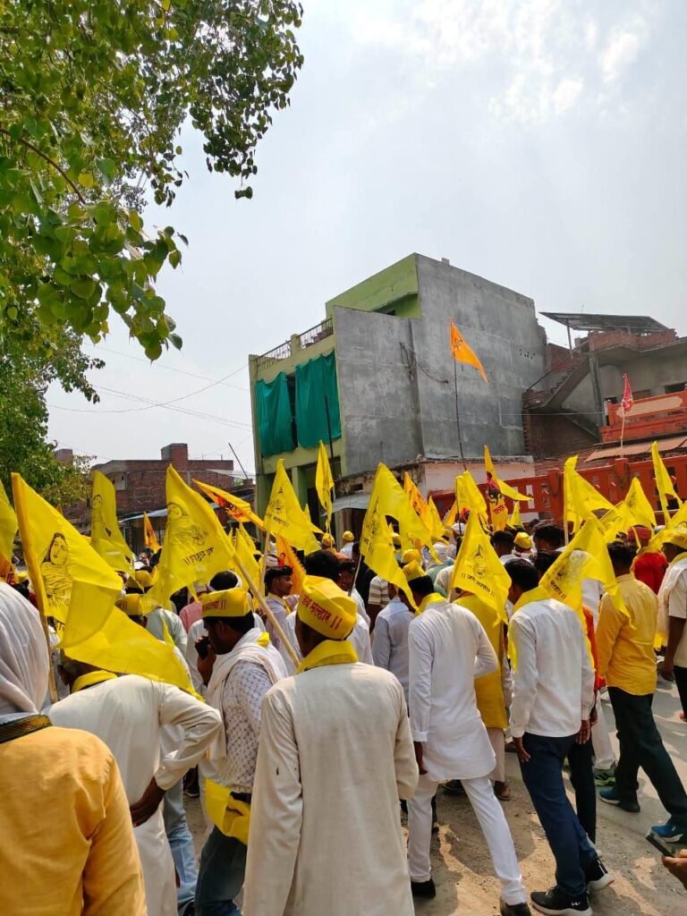 चुनार में लोकमाता अहिल्याबाई होल्कर जयंती पर उमड़ा जनसैलाब, भव्य रैली से गूंजा शहर 2 चुनार में लोकमाता अहिल्याबाई होल्कर जयंती पर उमड़ा जनसैलाब, भव्य रैली से गूंजा शहर | New India Times