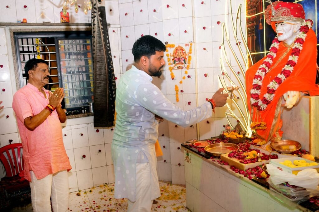मेघनगर में श्रद्धा और भक्ति के साथ मनाया गया श्री साईं बाबा का 26वां स्थापना दिवस, 8 हजार से अधिक श्रद्धालुओं ने ग्रहण किया महाप्रसाद | New India Times
