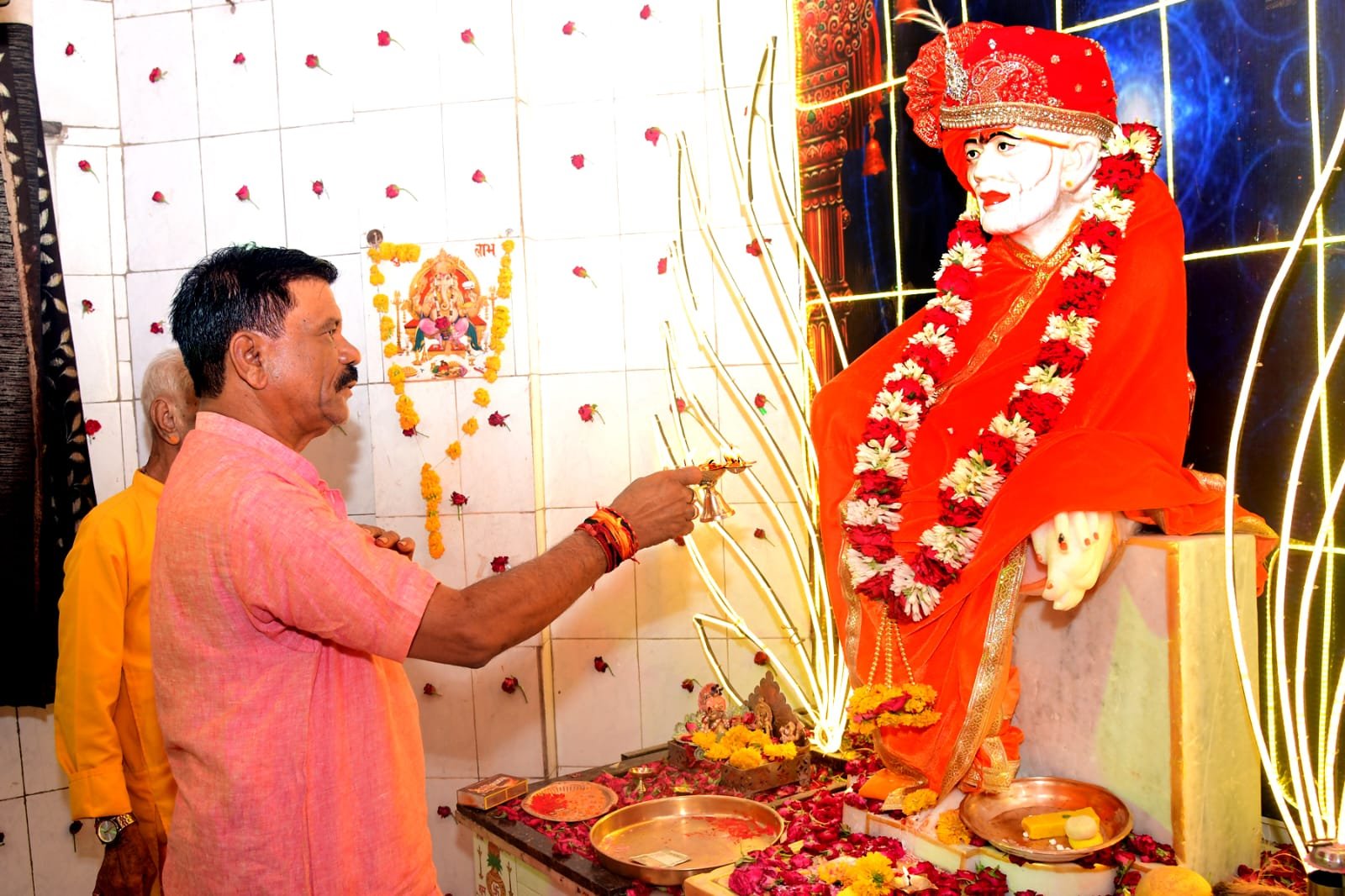 मेघनगर में श्रद्धा और भक्ति के साथ मनाया गया श्री साईं बाबा का 26वां स्थापना दिवस, 8 हजार से अधिक श्रद्धालुओं ने ग्रहण किया महाप्रसाद | New India Times